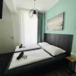 Modernes kleines Appartment